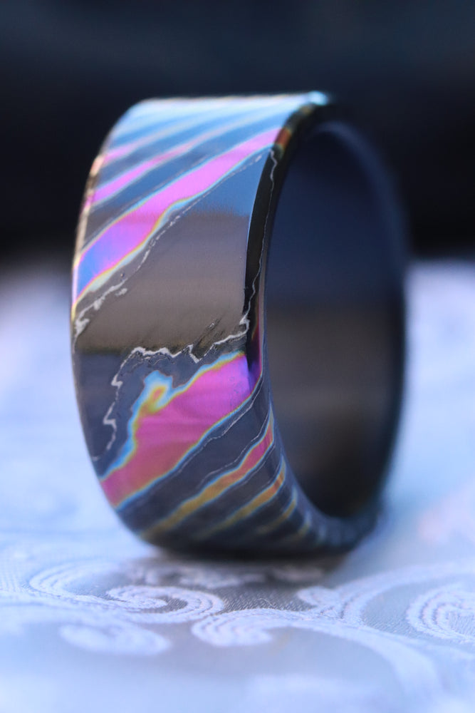 Black titanium lined florescent 8-10mm zirconium band Black / ZrTi brushed ziconium timascus ring,black timascus ring, mens rings weddingrings, zirconium damascus