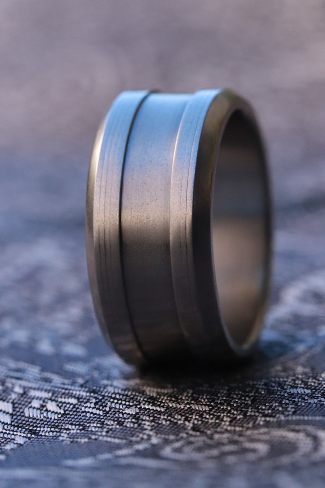 Titanium stonewashed band
