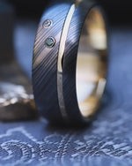 Green diamond niobium zirconium 18k gold damsacus ring