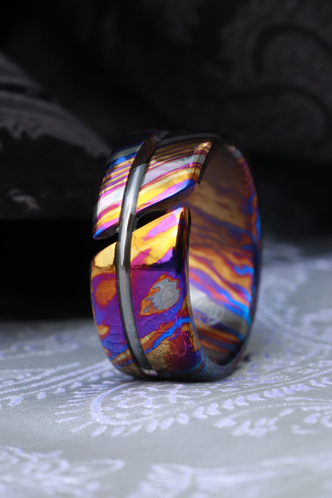 Titanium damascus timascus ring