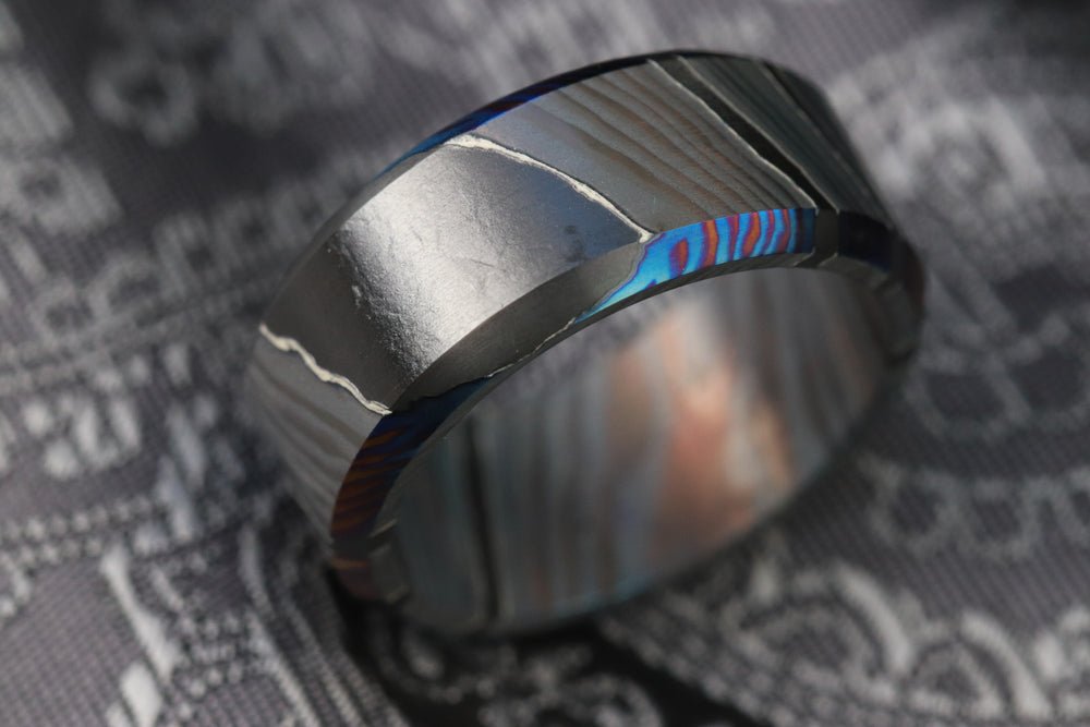 "GBC" Gray Black Color zrti timascus ring