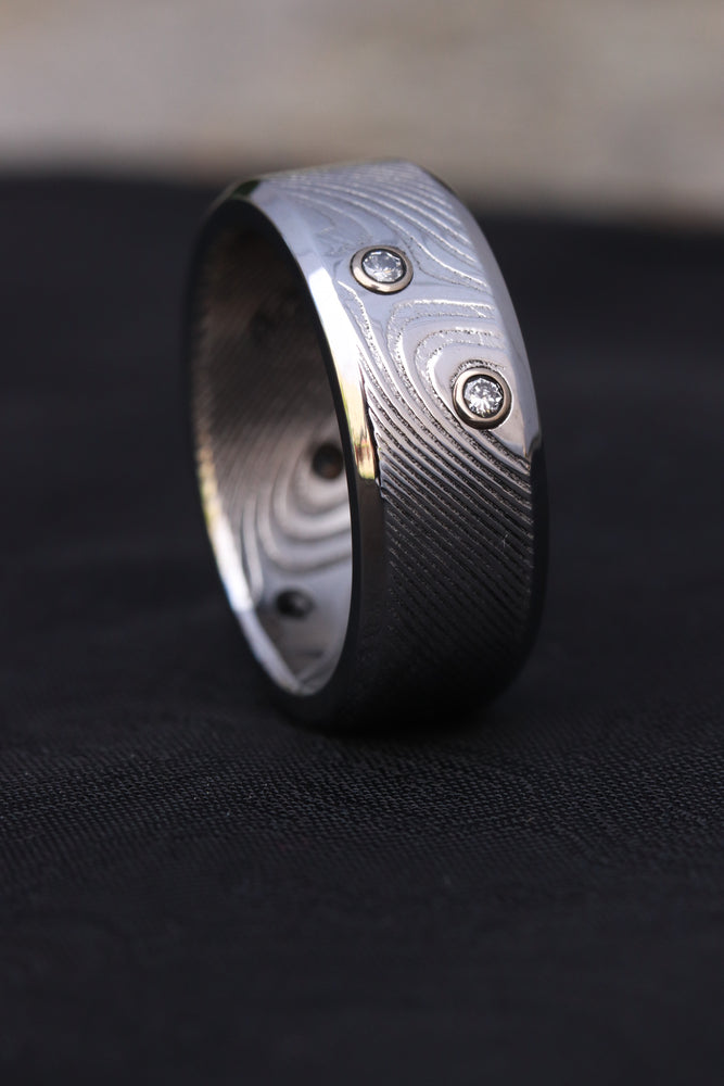 *new Wave pattern smooth edges - damasteel ring 8mm wide / 4 diamonds 14k gold customizable damascus steel gold