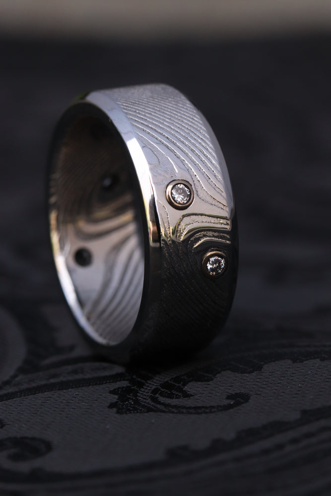 *new Wave pattern smooth edges - damasteel ring 8mm wide / 4 diamonds 14k gold customizable damascus steel gold