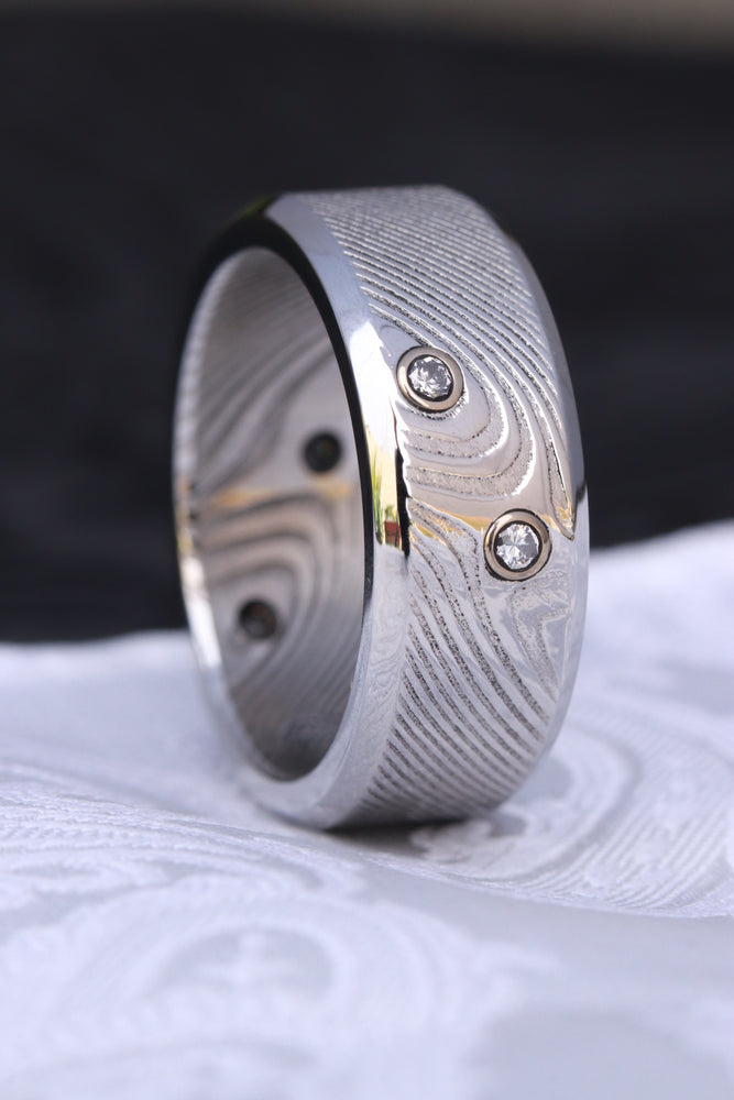 *new Wave pattern smooth edges - damasteel ring 8mm wide / 4 diamonds 14k gold customizable damascus steel gold