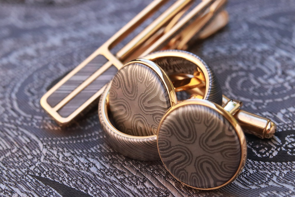 18k  tie clip, cufflink and ring set! yellow gold & black ZrTi/NbZr, domed shape! Niobium zirconium damascus ring