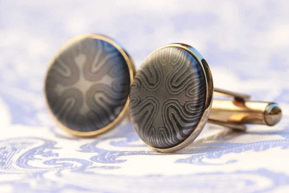 18k  tie clip, cufflink and ring set! yellow gold & black ZrTi/NbZr, domed shape! Niobium zirconium damascus ring