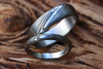 Two Genuine Damascus ring set - Stainless steel Damascus damasteel "TRADITIONAL" woodgrain pattern with a twist rings! Damascus steel ring his and hers set