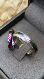 Damascus steel ring New*5.25mm &quot;traditional&quot; style Black Timascus Mokuti & Stainless Damascus , (damasteel) &quot;leaf&quot; pattern (titanium liner)