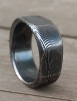 Square ring Soft-Square Stainless steel Damascus &quot;WOODGRAIN&quot; ring! Dark etch