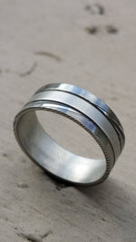 Stainless steel Damascus &quot;WOODGRAIN&quot; 8mm ring!
